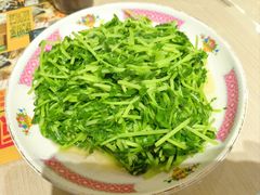 鸡油炒豆苗-细记港九大牌档(长宁龙之梦店)