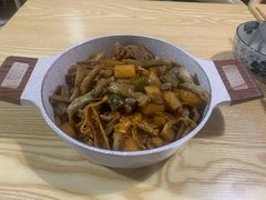 -内蒙焖面大盆骨餐馆(山大路店)