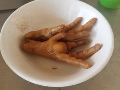 卤鸡脚-余庆小吃(小吃一条街店)