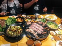 -那胡同里的小烤肉馆(开发区万达店)