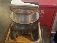 -卢大鲜鱼头捞饭(美利广场店)