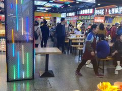 -八一好吃街·高品美食广场