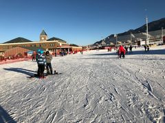 -丝绸之路山地度假区滑雪场