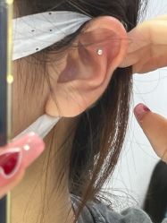 -花师傅穿孔·手穿·耳洞吧
