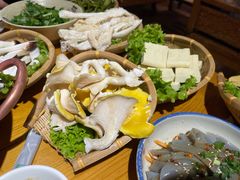 -民食香·腊排骨野生菌美食(木府店)