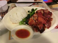-新大咀港式茶餐厅(宝山万达店)