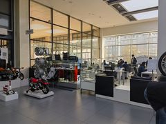 -北京华德宝宝马4S店(朝阳店)