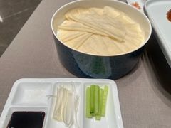 -凤凰园烤鸭店·唐山菜·传承花椒肉(老唐丰路店)