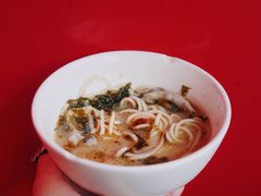招牌黄鱼面-明呈黄鱼面馆(斜土路店)