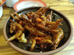 烧大鸡脚-老三样·美食研究中心(世贸路店)