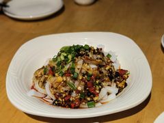 -兔行天下-鸿鹤鲜锅兔(中海国际店)