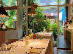 -春树下·树屋花房西餐厅(罍街AS1980店)