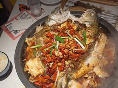-鸣记脆皮烤鱼·海鲜烤鱼(三八广场店)