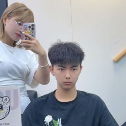 -藤野造型专业烫染接发