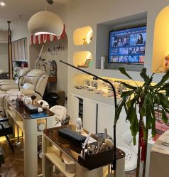 -雪儿·YuKi美甲美睫皮肤管理Salon