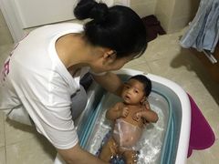 -爱月宝月嫂·育儿嫂(哈尔滨总店)