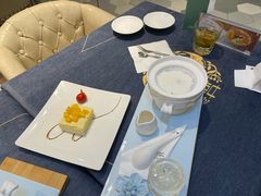 -燕庭·纯燕窝·甜品下午茶(南京西路店)