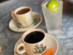 白咖啡-多春茶室