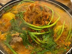 -喇喇排骨火锅·传统韩式脊骨汤(望京西园总店)