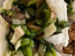 -白玉兰食品(中山公园龙之梦店)