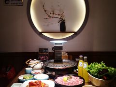 -明洞阿姨·韩式酱蟹烤肉·创意料理(三元桥店)