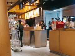 -麦当劳(中山公园龙之梦店)
