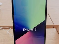 -Apple零售店(华贸购物中心店)