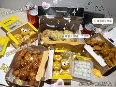 -BHC炸鸡(明洞总店)