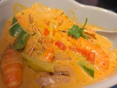 -大头虾越式风味餐厅(光明广场店)