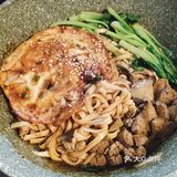 自己剁肉捏的番茄杏鲍菇鸡肉丸