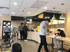 -麦当劳(中山公园龙之梦店)