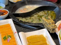 -重庆德庄火锅(体育中心店)