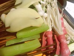 -尚尚签自助串串(宝桐路店)