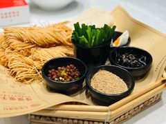 烙馍卷馓子-大张烙馍村(三环南路旗舰店)