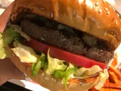 -The Habit Burger Grill 哈比特汉堡(复兴soho店)