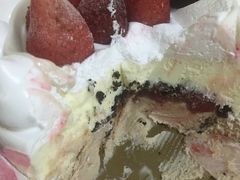 -DQ·蛋糕·冰淇淋(浦江欢乐颂店)