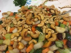 -东豪园林海鲜酒家(南港路辅路店)