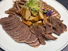 -连鹭海鲜·海肠捞饭·海胆饭(星海店)