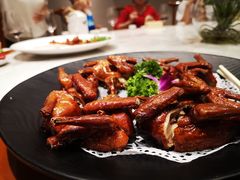 妙龄乳鸽-香山家宴