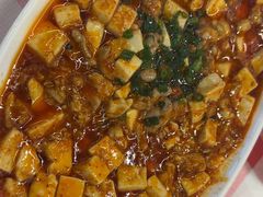-洪霞餐馆·川菜·鲜货现炒(两江春城店)