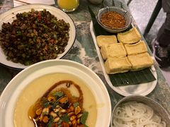 黑三剁-浩海火烧云傣家菜(京广店)