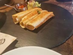 -HIGH FIVE哈福手工汉堡(桂林路店)