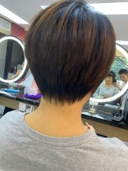 -诗悦发型烫染SALON