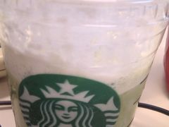 -星巴克臻选(上海中环广场2F店)
