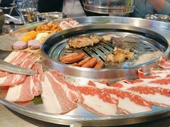 -哈哈碳都·牛肋条无限自助烤肉(台江万达店)