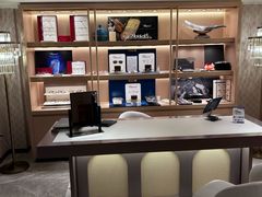 -茂昌眼镜(南京东路店)