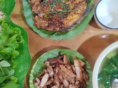 -沐毫傣泐云南菜孔雀宴•手抓饭傣味烧烤(曼听公园店)