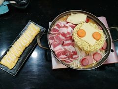 泡菜五花肉锅-炙韩料理·部队锅专门店