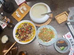 -魁盛居百年鲁菜馆(县西巷店)