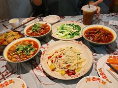 -耙吉吉川味小酒馆(本地人回头店)
